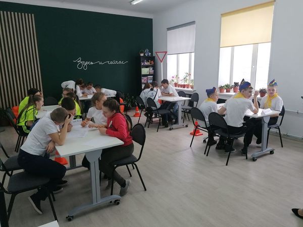 Укажите подпись к картинке.